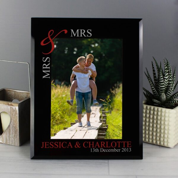 Personalised Ruby Couples 7x5 Black Glass Photo Frame - Image 4